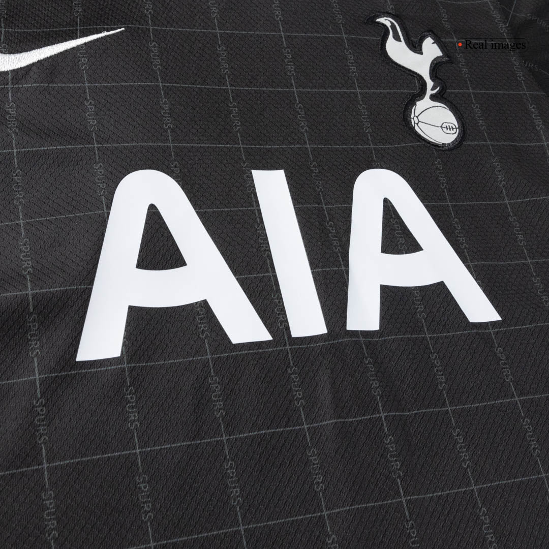 Gyerek Tottenham Hotspur 
 Idegenbeli 
Mez 
 
Készlet (Mez + Nadrág)2025/26 
 Fekete
