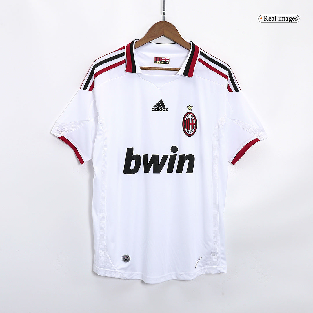 AC Milan Idegenbeli Retro Futball Mez 2009/10 Fehér