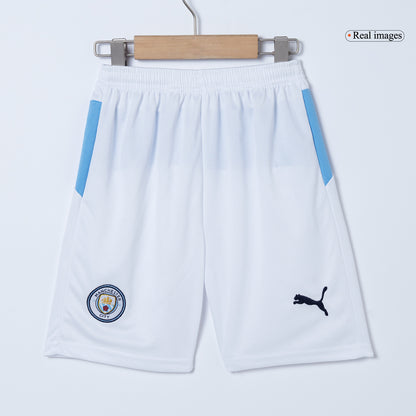 Gyerek Manchester City 
Otthoni 
Mez 
 
Készlet (Mez + Nadrág)2025/26 
 Kék