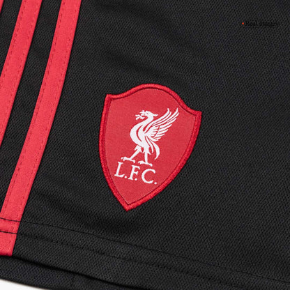 Gyerek Liverpool 
 Idegenbeli 
Mez 
Készlet (Mez + Nadrág + Zokni) 
2025/26 
 Fehér