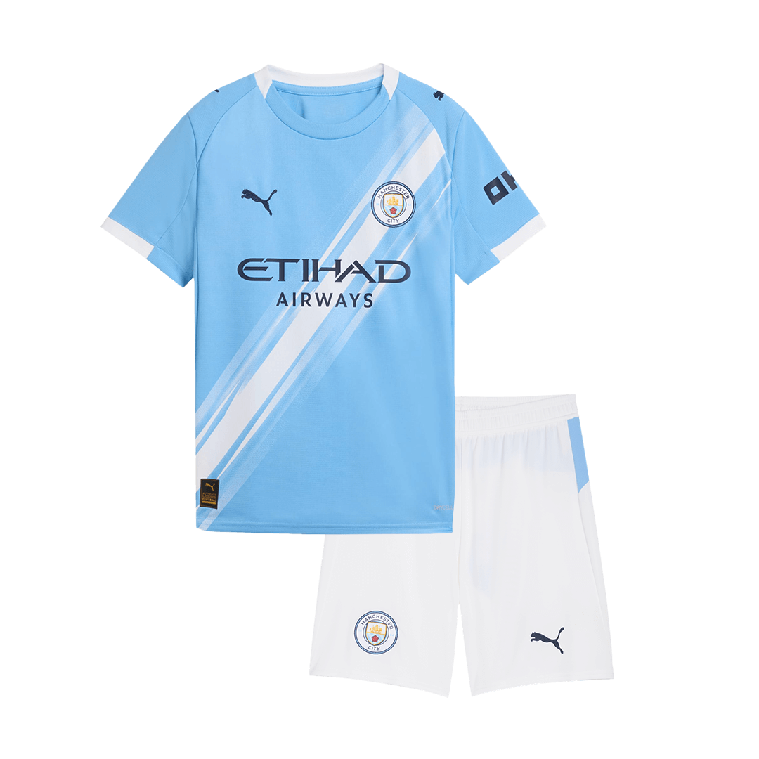 Gyerek Manchester City 
Otthoni 
Mez 
 
Készlet (Mez + Nadrág)2025/26 
 Kék