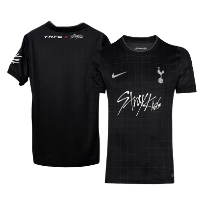 Tottenham Hotspur 
 
 Futball Mez 
2025/26 
 Fekete