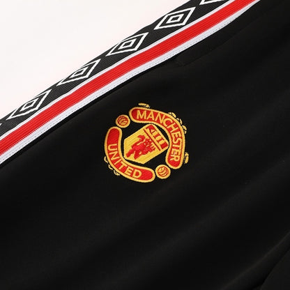 Manchester United Kabát Szett (Dzseki+Nadrág) Edzés Dzseki 2025/26