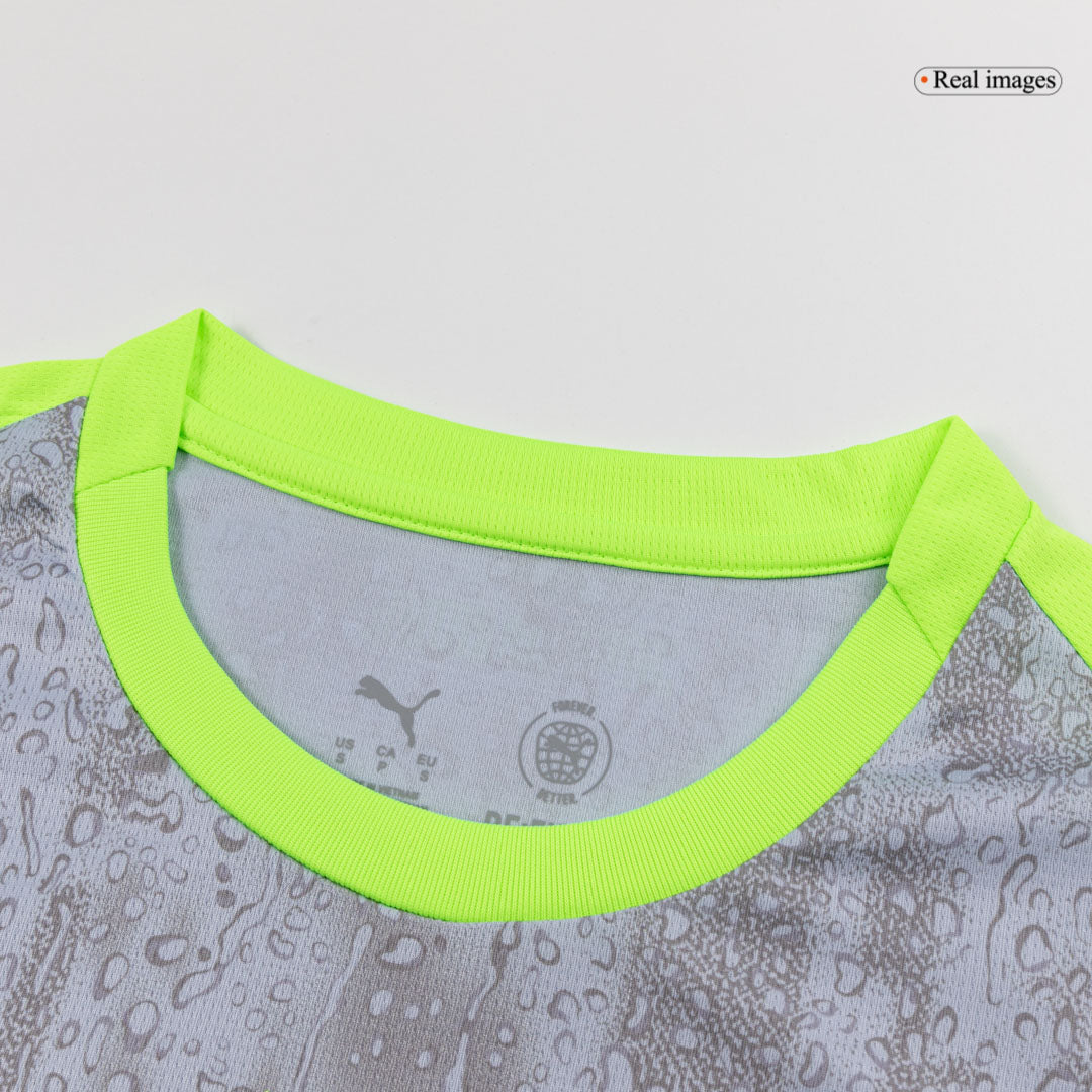 Manchester City Idegenbeli Harmadik Mez Szett (Mez+Nadrág+Zokni) 2025/26 Szürke