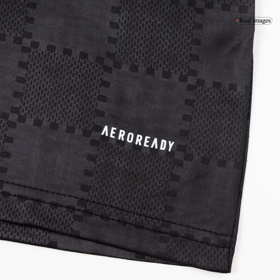 Bayern Munich Gyerek Idegenbeli Harmadik Mez Készlet(Mez+Nadrág+Zokni) 2025/26 Fekete