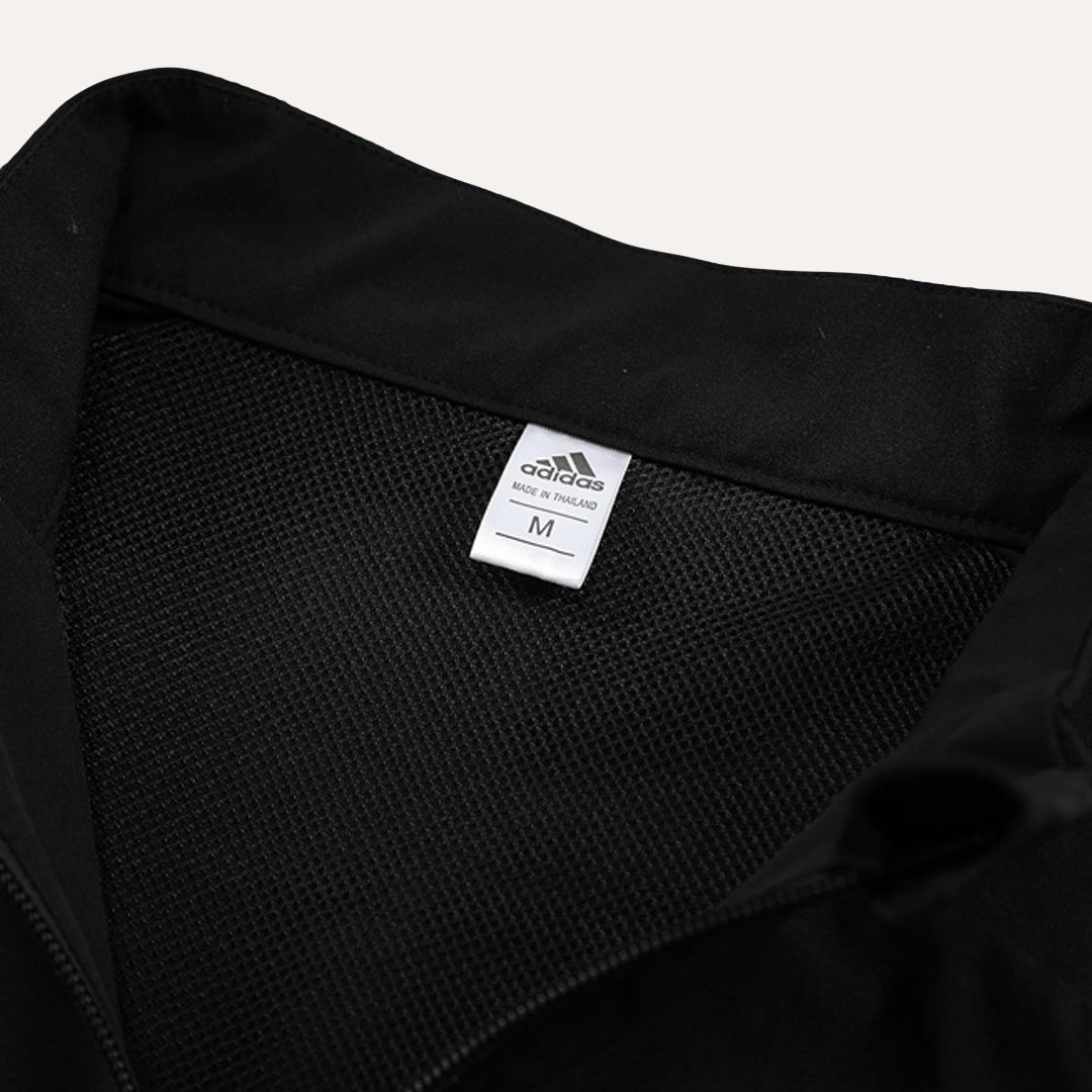 Liverpool Szélálló Dzseki 2025/26