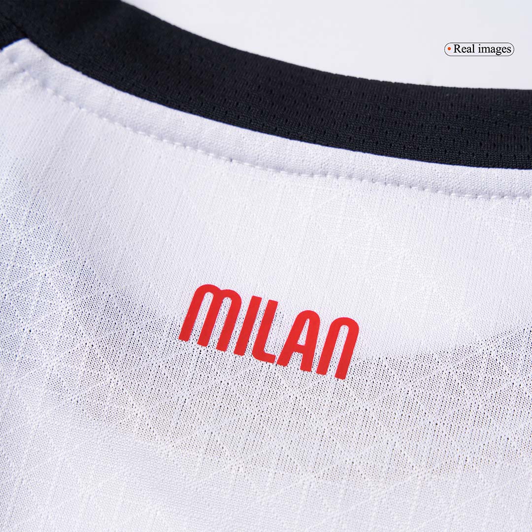 Hiteles AC Milan Idegenbeli Soccer Mez 2025/26 Fehér