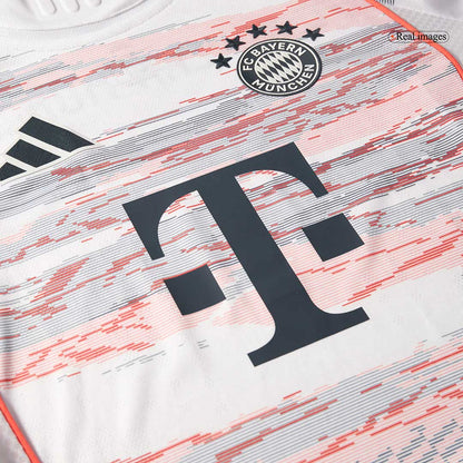 Hiteles Bayern Munich Idegenbeli Soccer Mez 2025/26 Fehér