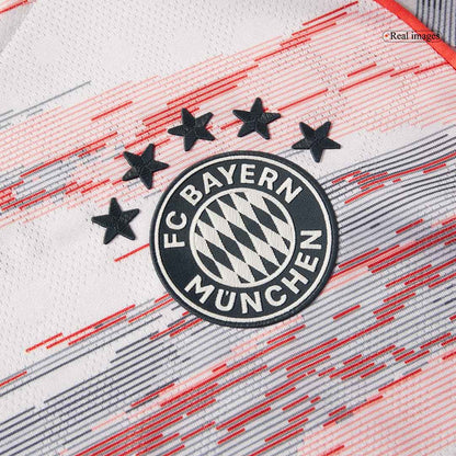 MÜLLER #25 Hiteles Bayern Munich Idegenbeli Soccer Mez 2025/26 Fehér