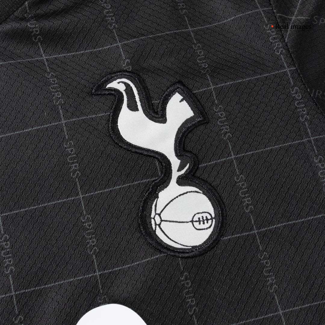 Gyerek Tottenham Hotspur 
 Idegenbeli 
Mez 
 
Készlet (Mez + Nadrág)2025/26 
 Fekete