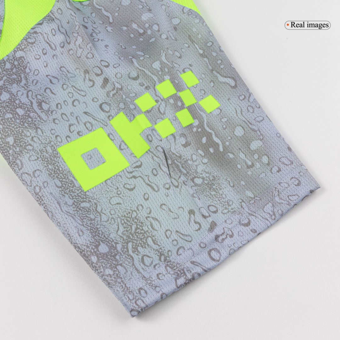 Manchester City Idegenbeli Harmadik Mez Szett (Mez+Nadrág+Zokni) 2025/26 Szürke